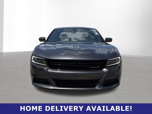 Used 2022 Dodge Charger SXT image 2