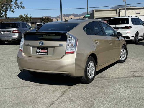 Used 2011 Toyota Prius Three image 8