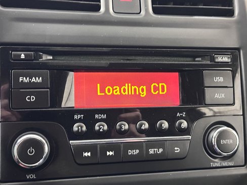 Used 2018 Nissan Versa SV image 40