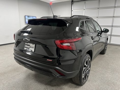 Used 2024 Chevrolet Trax RS w/ Driver Confidence Package image 12