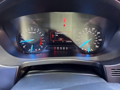 Used 2019 Ford Explorer XLT image 13