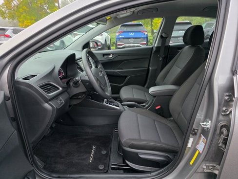 Used 2021 Hyundai Accent SEL image 16