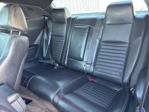 Used 2011 Dodge Challenger R/T image 25