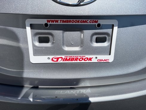 Used 2013 Hyundai Elantra GLS w/ Preferred Pkg image 10