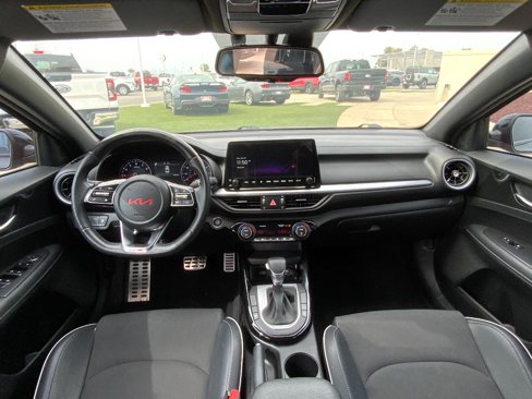 Used 2023 Kia Forte GT-Line image 14