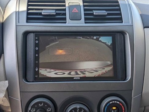 Used 2013 Toyota Corolla LE image 14