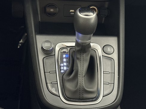 Used 2023 Hyundai Kona SEL image 21