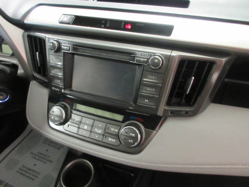 Used 2014 Toyota RAV4 XLE image 21