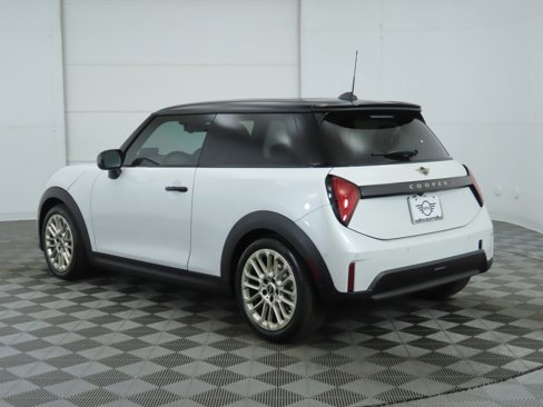 Used 2025 MINI Cooper S image 8