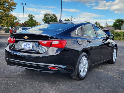 Used 2024 Chevrolet Malibu LT image 3