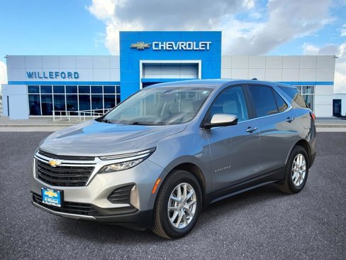 Used 2023 Chevrolet Equinox LT image 1