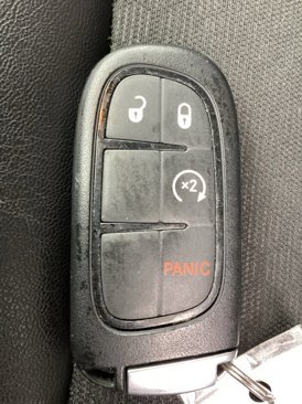 Used 2022 Jeep Cherokee Trailhawk image 16