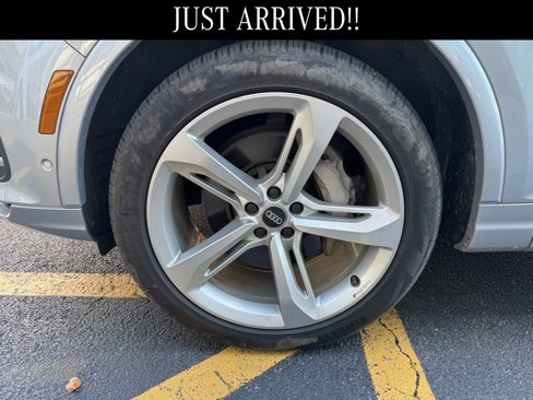 Used 2019 Audi Q7 3.0T Prestige image 5