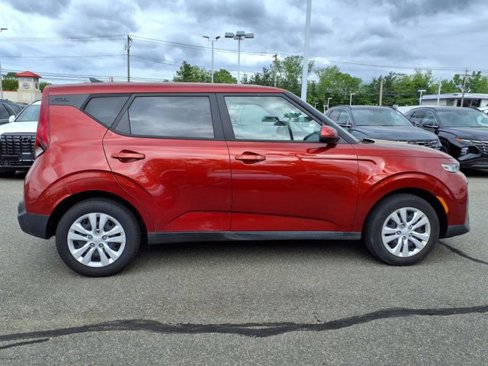 Used 2022 Kia Soul LX image 6