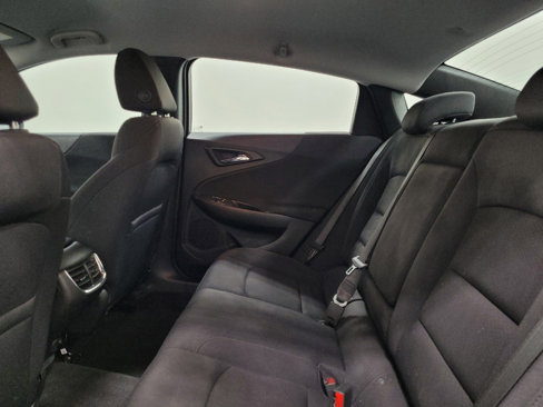 Used 2022 Chevrolet Malibu LT image 18