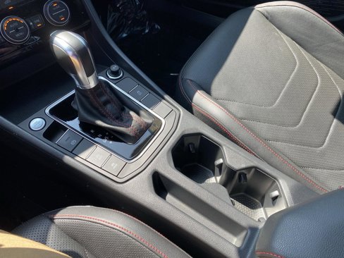 Used 2019 Volkswagen Jetta GLI Autobahn image 20