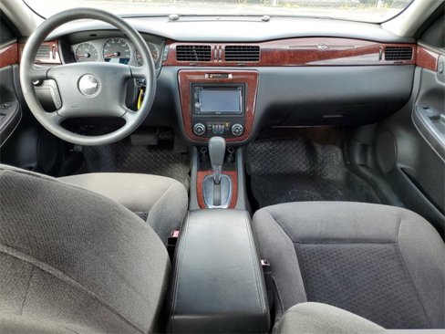 Used 2008 Chevrolet Impala LT image 18