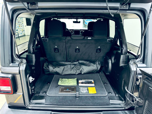 Used 2021 Jeep Wrangler Unlimited Sport image 25