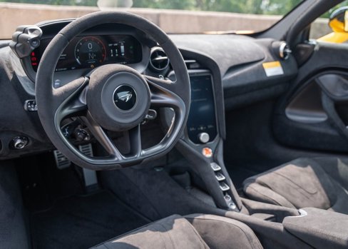 New 2025 McLaren 750S image 34