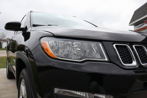 Used 2019 Jeep Compass Latitude w/ Cold Weather Group image 3
