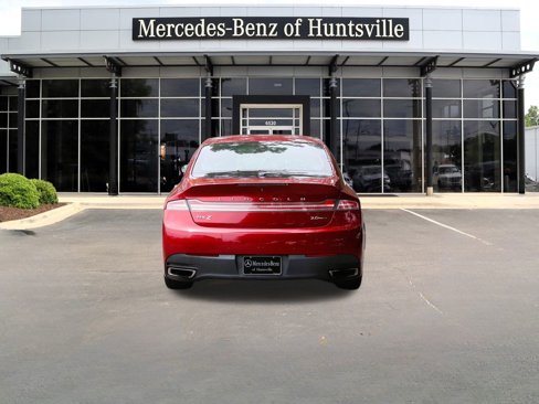 Used 2016 Lincoln MKZ image 4