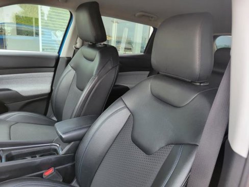Used 2022 Jeep Compass Latitude w/ Convenience Group image 17