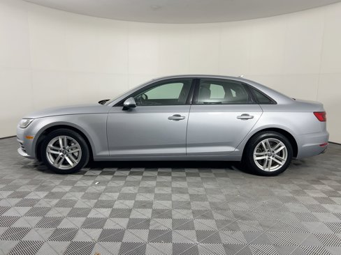 Used 2017 Audi A4 2.0T Premium image 2