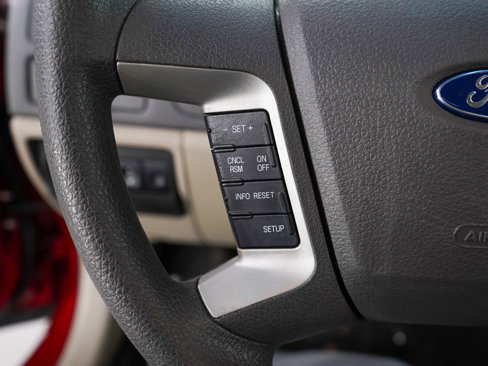 Used 2010 Ford Fusion SE image 21
