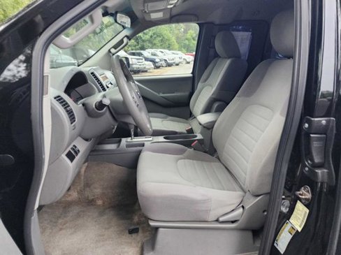 Used 2014 Nissan Frontier S image 13