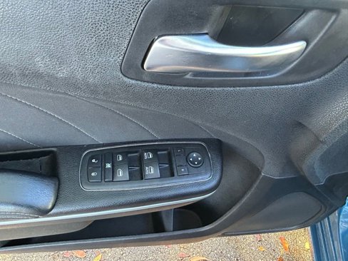 Used 2023 Dodge Charger SXT image 17