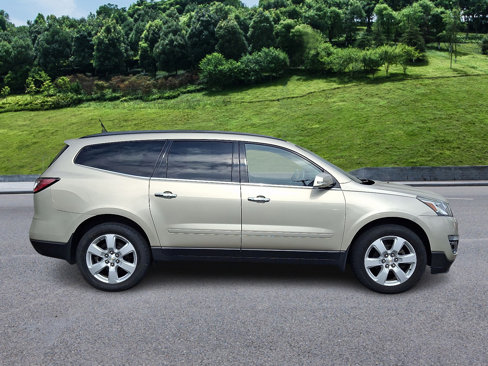 Used 2016 Chevrolet Traverse LT w/ Style and Technology Package image 7