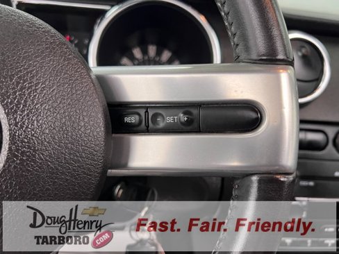Used 2005 Ford Mustang Convertible image 45