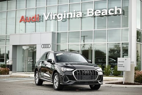 Used 2022 Audi Q3 2.0T Premium w/ Convenience Package image 1