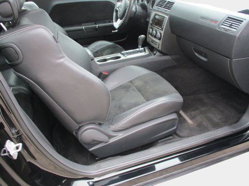Used 2013 Dodge Challenger SRT8 w/ Harman Kardon Audio Group image 12