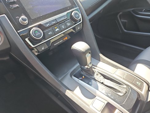 Used 2019 Honda Civic EX image 17
