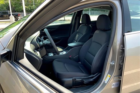 Used 2023 Chevrolet Malibu LS image 22