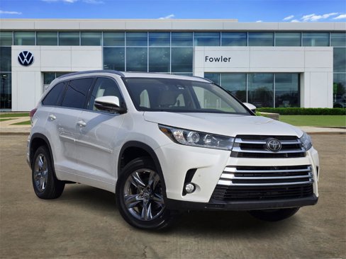 Used 2018 Toyota Highlander Limited Platinum image 1