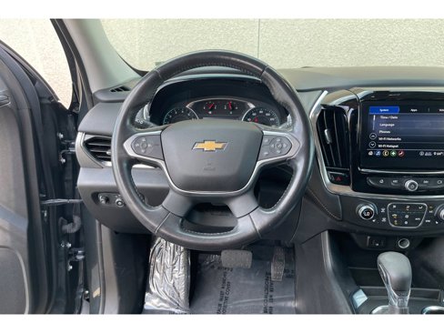 Used 2021 Chevrolet Traverse LT image 16