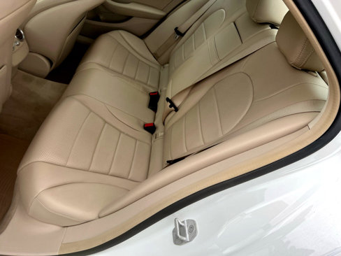 Used 2015 Mercedes-Benz C 300 4MATIC Sedan w/ Premium 1 Package image 10