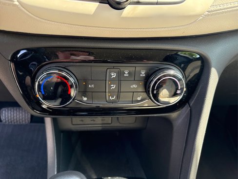 Certified 2023 Buick Encore GX Preferred w/ Cold Weather Comfort Package image 30
