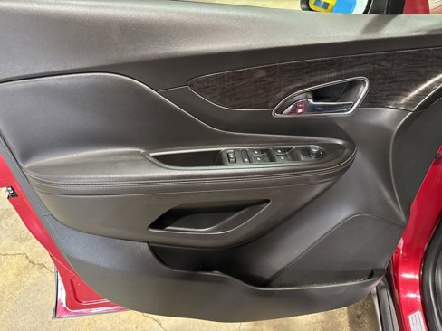 Used 2015 Buick Encore FWD image 12
