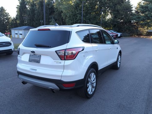 Used 2018 Ford Escape Titanium w/ Ford Safe & Smart Package image 5