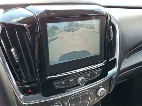 Used 2018 Chevrolet Traverse LT image 15