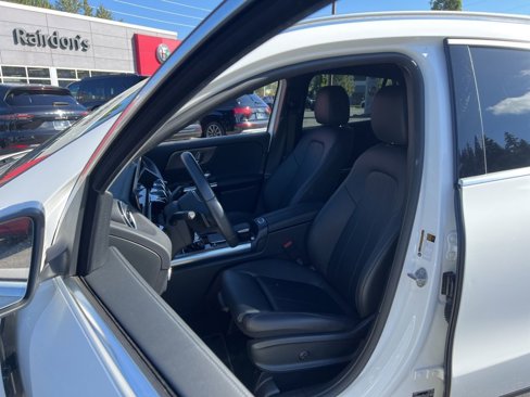 Used 2023 Mercedes-Benz GLA 250 4MATIC image 18