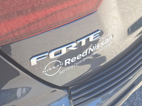 Used 2024 Kia Forte LXS image 11