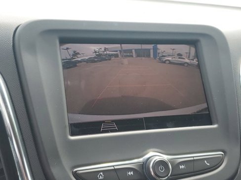 Used 2022 Chevrolet Equinox LT w/ LPO, Cargo Package image 24
