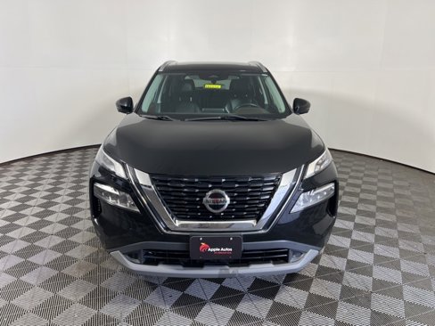 Used 2021 Nissan Rogue SV w/ Premium Package image 2