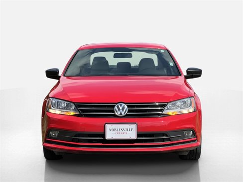 Used 2016 Volkswagen Jetta Sport image 5