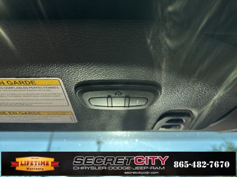 Used 2020 Jeep Wrangler Sport image 32