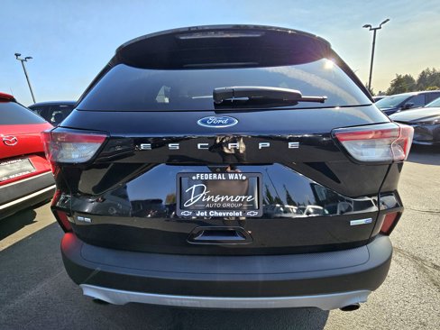 Used 2020 Ford Escape SE image 6